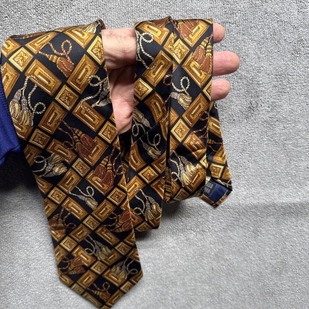 BERNINI Neck Tie Silk Gold Baroque Chain Print Formal Luxury 56"‎ Wide Italy